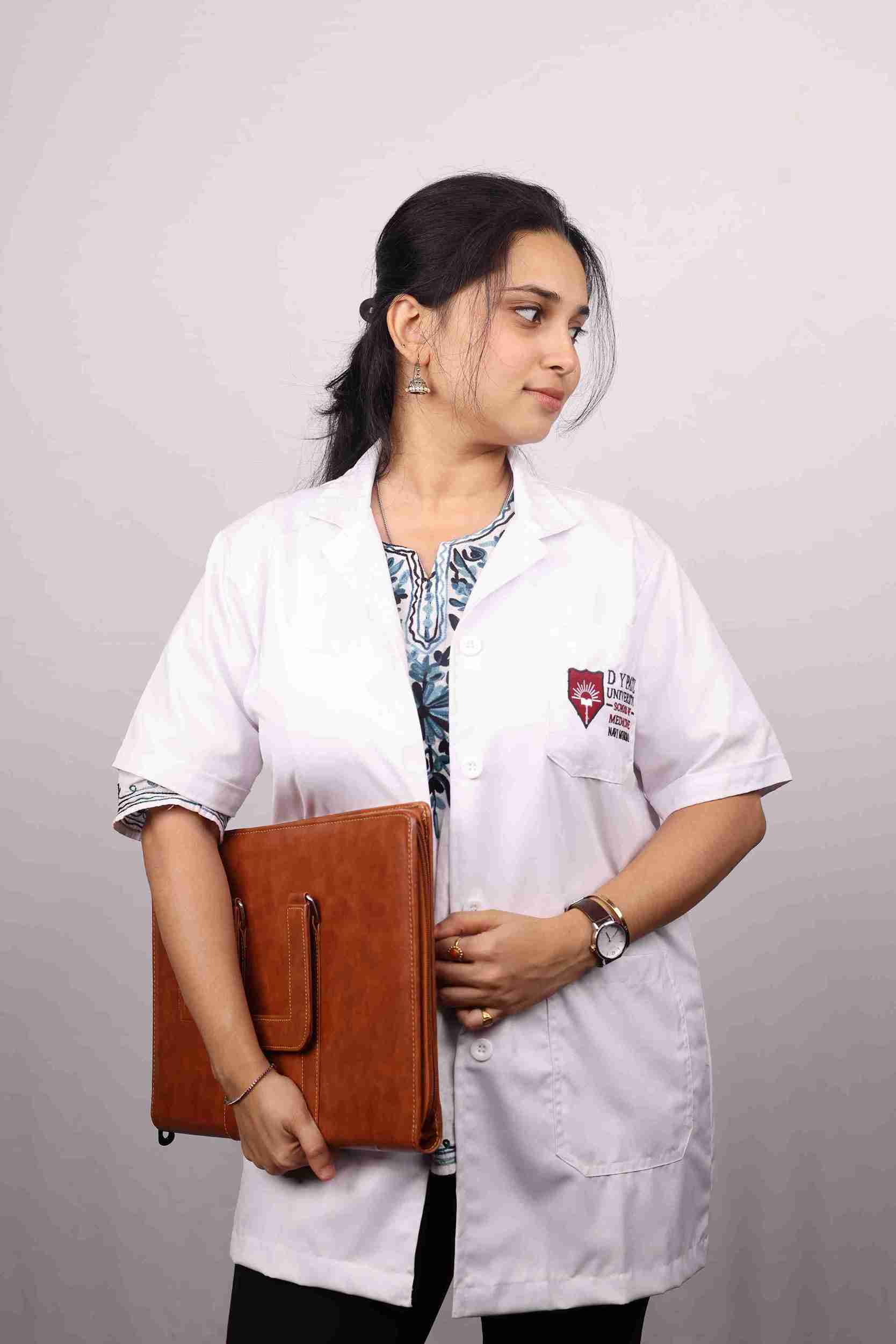 White Medical Lab Coat - Image 4